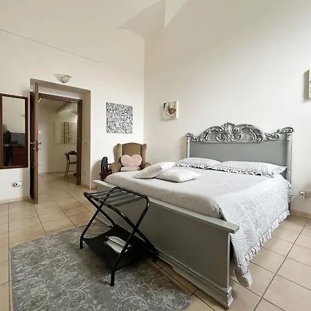 Apartment Dimora Storica Nel Cuore Di *